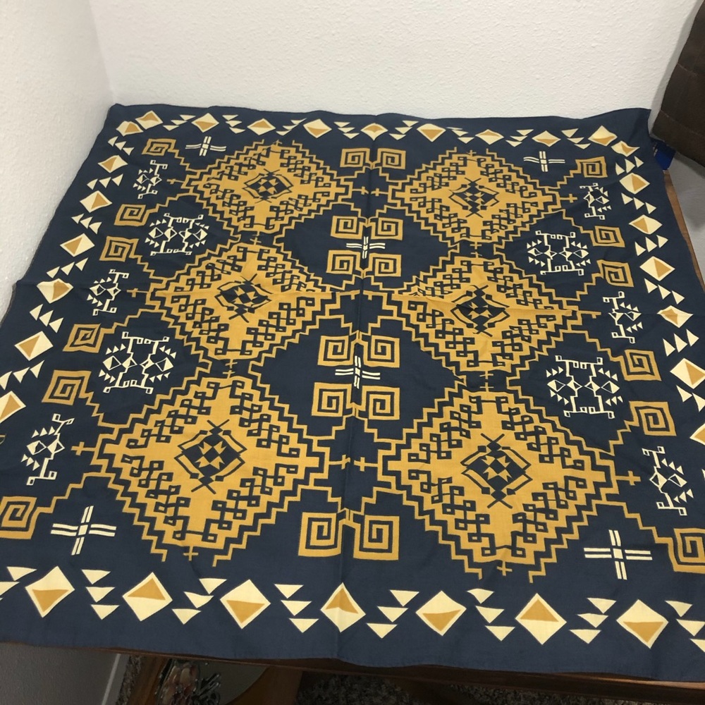 Pendleton jumbo bandana nwt 100% cotton